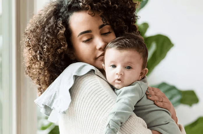 How to Stop Baby Hiccups After Feeding