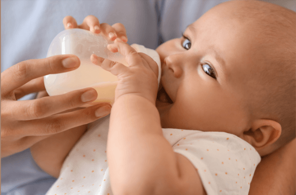 what is cluster feeding in newborns.