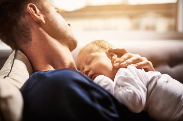 newborn only sleeps on chest