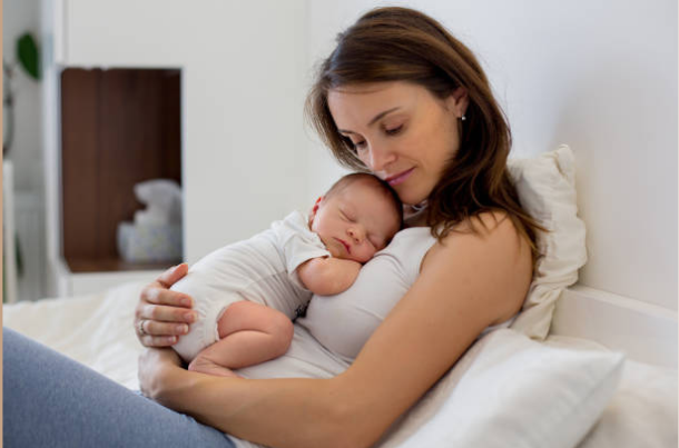 newborn only sleeps on chest